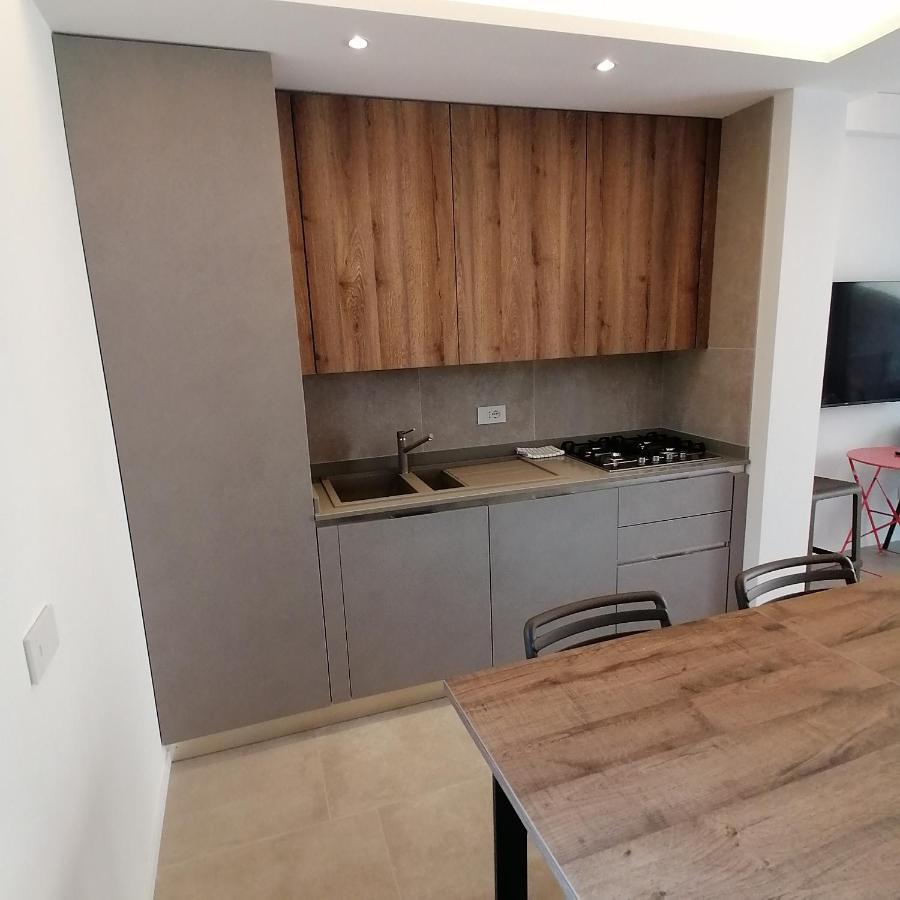 New Marina Apartments トッリ・デル・ベーナコ エクステリア 写真